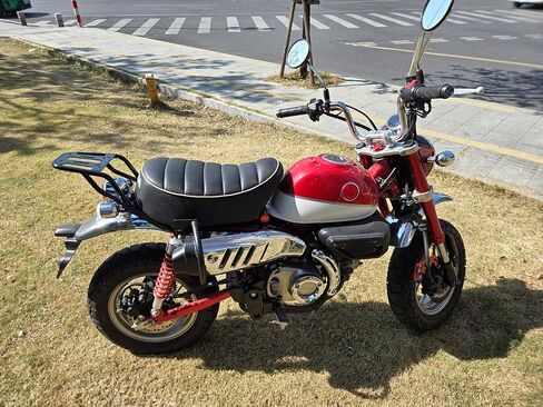 حامل أمتعة خلفي من الفولاذ متوافق مع 2019-2024 Honda Monkey 125 Z125 (أسود) in Kuwait