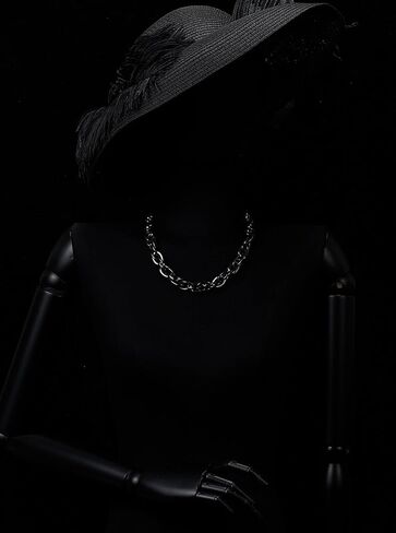 قلادة نسائية كبيرة الحجم من COOLSTEELANDBEYOND مصنوعة من المعدن، مجوهرات سلسلة صناعية جريئة، إكسسوار بيان حضري جريء، نمط رومانسي داكن، هدية لها in Saudi Arabia