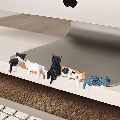 5 Pcs Mini Cat Figurines Car Decor Dashboard Accessories Cute Resin Cat Ornaments for Rearview Mirror Desk Decorations Funny Car Gifts Interior Decors for Woman in Kuwait