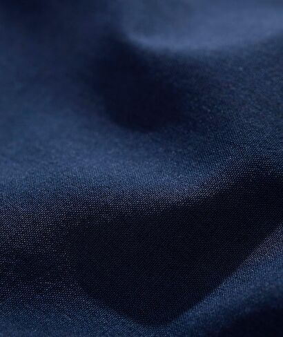 شورت أداء خفيف الوزن للأولاد من Vineyard Vines للأولاد in Kuwait