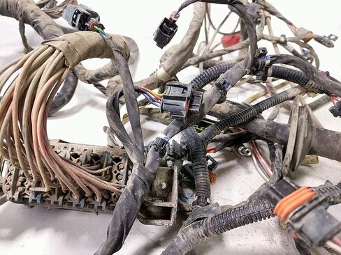 Polaris 2413111 HARNESS-CHASSIS XC RZR 900 in Saudi Arabia