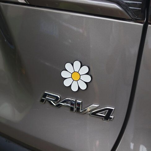 Daisy Metal Car Sticker, Cute Flower Decal, Zinc Alloy Daisy Emblem, Exterior Car Decoration for Women (White) in Kuwait