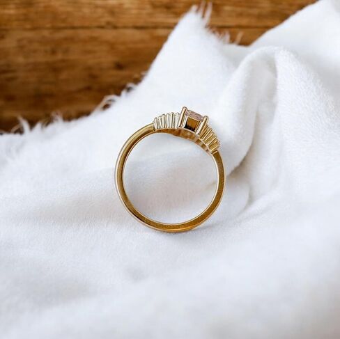 Vintage Emerald Cut Moissanite Engagement Ring - 14K Gold Baguette Accent Wedding Band, Dainty Solitaire Promise Ring for Women, Art Deco Anniversary Jewelry Gift for He in Saudi Arabia