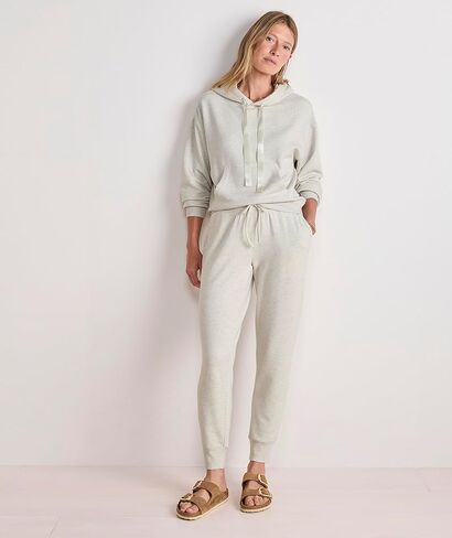 Vineyard Vines Mens Dreamcloth® Joggers in Saudi Arabia