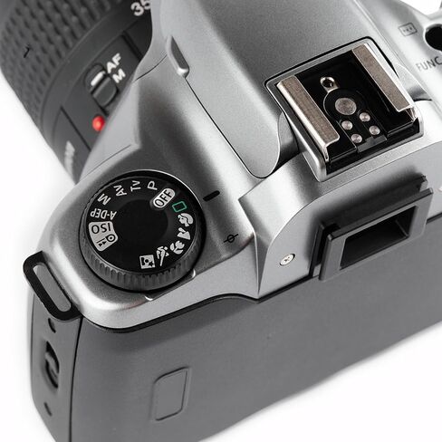 Canon EOS Rebel GII / XSn 35mm SLR Film Camera Kit w/ EF Auto Focus Lens (Renewed) in Kuwait