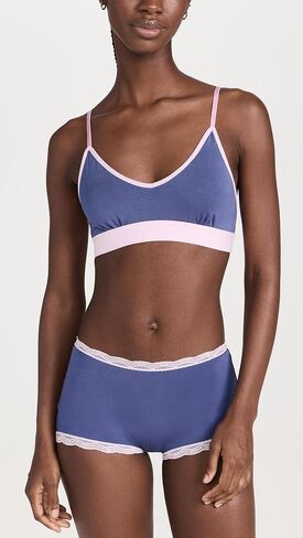 طقم حمالة صدر تي شيرت للسيدات Stripe & Stare ومجموعة محب in Kuwait