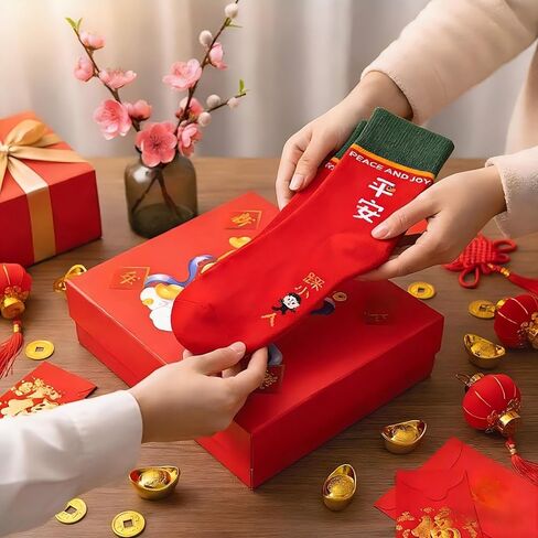 4 أزواج من الجوارب الحمراء للعام الصيني الجديد، جوارب عام 2026 للحصان مع رسائل محظوظة وسلمية، جوارب قطنية للرجال والنساء، هدية عيد الربيع والسنة القمرية الجديدة in Kuwait
