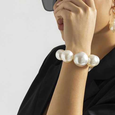 Chunky Simulated Pearl Bracelet for Women Dainty French Romantic Large Bead Link Bracelet Cute Minimalist Accessories in Saudi Arabia