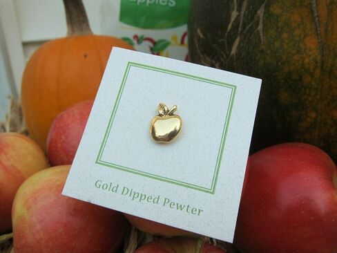 Jim Clift Design Apple Gold Lapel Pin in Saudi Arabia