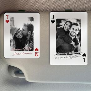 مشبك حاجب السيارة للصور الشخصية مع نمط بطاقة اللعب، خياران للألوان - 3 أحجام، ديكور حاجب الشمس لإطار صورة مخصص، هدايا عيد الحب للأزواج، هدية عيد الحب له، لها in Kuwait