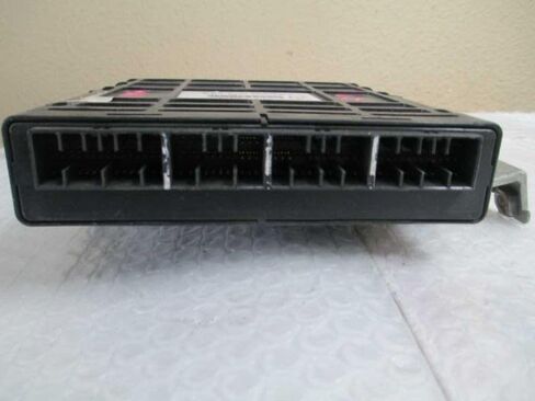 وحدة التحكم في المحرك ECM تناسب 02-03 متوافقة مع Mitsubishi Diamante MR 578512 MR578512 in Kuwait