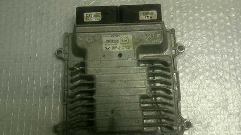 وحدة التحكم ECM للمحرك تناسب 22-23 متوافقة مع Genesis G70 39104-3L018 391043L018 in Saudi Arabia