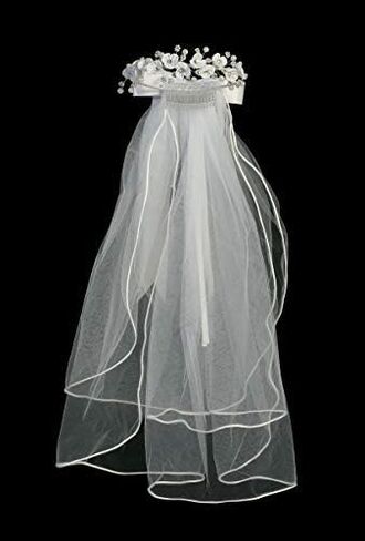 حجاب المناولة الأولى للفتيات من SWEA Pea & Lilli - غطاء رأس للمناولة الأولى باللون الأبيض مع مشط وزهور in Kuwait