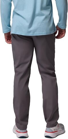 Columbia Men's ROC Chino Pant in Saudi Arabia