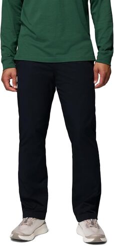 Columbia Men's ROC Chino Pant in Saudi Arabia