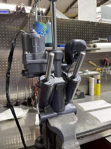 طقم الختم!! وحدة إمالة SHOWA TRIM YAMAHA F115 F150 F200 68V-43800-04-00 64E-43822. FSM026 63P-43800-02-8D، 63P-43800-03-00، 63P-43800-03-00، 63P-43800-06-00، 63P-43800-07-00، 64E-43800-05-00، in Kuwait