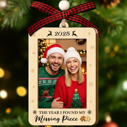 Couple Fox Baby's First Christmas Ornament 2025 - Wooden Landscape Picture Frame Ornaments For Xmas Tree - My First Christmas Ornament Boys, Girls - Baby's First Xmas Gifts in Saudi Arabia
