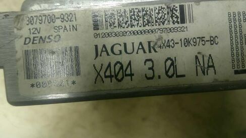 Engine ECM Control Module 3.0L V6 Fits 04-05 X Type 4X4310K975BC 4X43-10K975-BC in Saudi Arabia