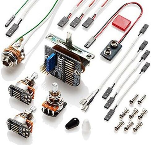 EMG SA/SA/81 مجموعة التقاط جيتار أكتيف سترات، أسود in Saudi Arabia