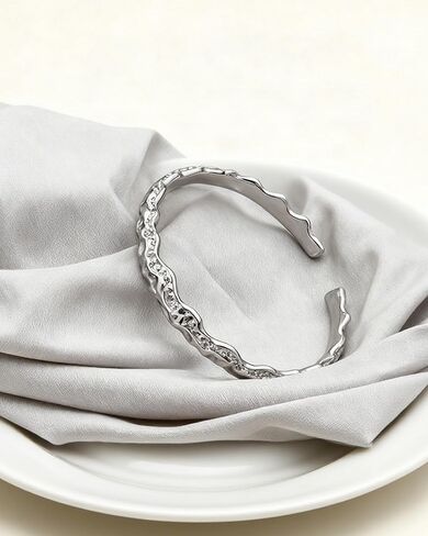 سوار من الفضة الإسترليني عيار 925 محفور عليه سوار فضي مموج للنساء، سوار مفتوح من الفضة المصقولة قابل للتعديل، تصميم غير منتظم لتموج الماء، مجوهرات عصرية أنيقة للنساء وعيد الأم in Kuwait