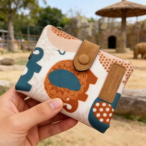 Elephant Wallet for Women, Cute Printed Cloth Wallet with Detachable Wrist Strap, Small Multi-Card Wallet with Coin Pocket, Cute Small Wallet for Daily Use in Saudi Arabia