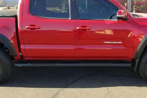 لوحات الجري من سلسلة Raptor بخطوات 5 بوصات بيضاوية الشكل من الألومنيوم الأسود المتوافقة مع الكابينة المزدوجة Tacoma 05-23 in Kuwait