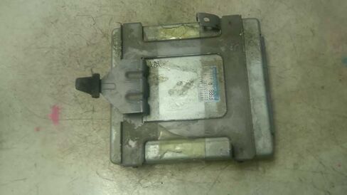 Engine ECM Electronic Control Module Fits 96 Compatible with Mazda 626 FSB8 18 881D FSB818881D in Saudi Arabia