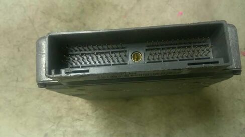 وحدة التحكم ECM للمحرك تناسب 01-02 التركيز 1S4F-12A650-AAE 1S4F12A650AAE in Saudi Arabia