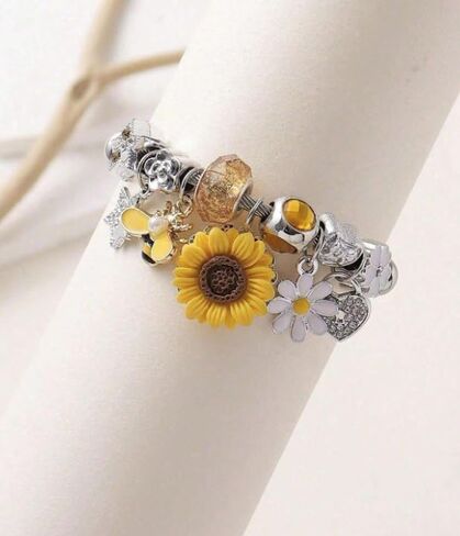 Elegant Versatile Luxury Charm Bracelet Fashion Stainless Steel Adjustable Open Bracelet for Women Daily Wear in Saudi Arabia