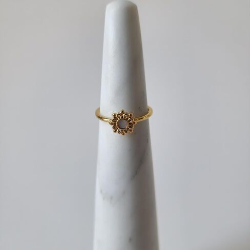 18K Gold Sunflower Ring for Women – Dainty Minimalist Henna Floral Band, Delicate Gold Flower Ring in Saudi Arabia