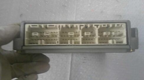 وحدة التحكم في المحرك ECM تناسب 1998 98 متوافقة مع Toyota Sienna 89661-08011 8966108011 in Saudi Arabia
