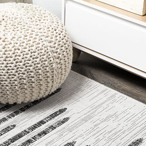 JONATHAN Y Stripe Geometric Indoor Outdoor Area Rug 3X5 Black/Ivory, Zolak Berber for Backyard, Patio, Porch, Easy-Cleaning, High Traffic, Pet-Friendly, Non-Shedding (SMB124E-3) in Saudi Arabia