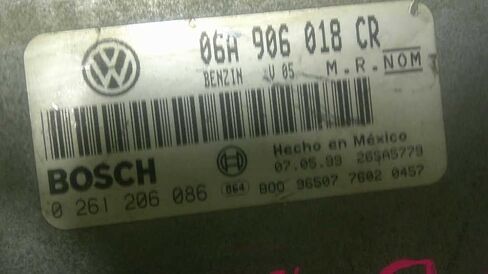 Engine ECM Control Module 2.0L Fits 1999 99 Compatible with VW Beetle 06A 906 018 CR 06A906018CR in Saudi Arabia