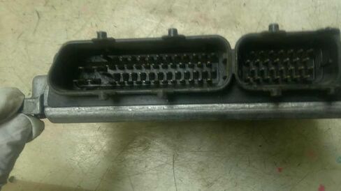 Engine ECM Control Module 2.0L Fits 1999 99 Compatible with VW Beetle 06A 906 018 CR 06A906018CR in Saudi Arabia
