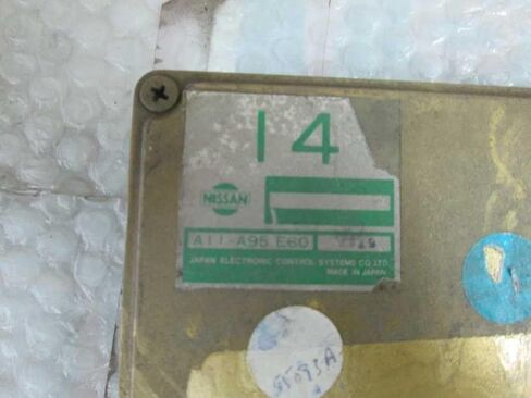 وحدة التحكم في المحرك ECM تناسب 1990 90 متوافقة مع نيسان ستانزا A11-A95 E60 A11A95E60 in Saudi Arabia
