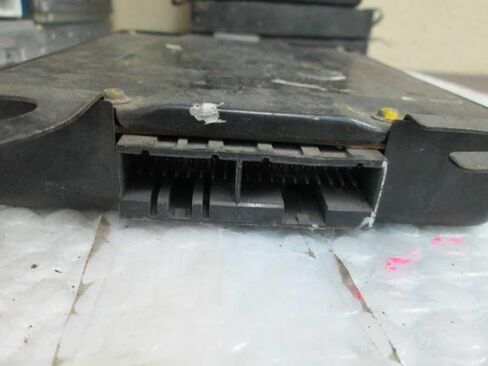 Engine ECM Control Module Fits 83 BRAT A16-000 028 A16000028 460827322 in Saudi Arabia
