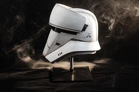 تانك تروبر خوذة قناع الدعائم التنكرية للرجال البالغين في الهالوين التنكرية، الراتنج in Kuwait