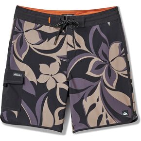 Cruisin Boardshorts by Quiksilver in Saudi Arabia