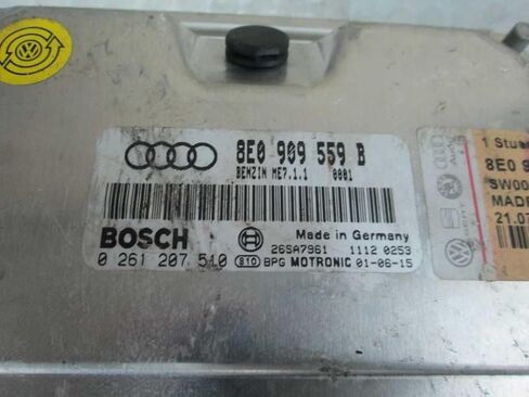 وحدة التحكم في المحرك ECM 3.0L تناسب 02-03 متوافقة مع Audi A4 8E0 909 559 B 8E0909559B in Saudi Arabia