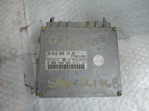 وحدة التحكم ECM للمحرك تناسب 94-95 متوافقة مع Mercedes E-Class 016 54513 32 0165451332 in Saudi Arabia