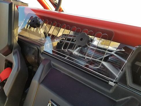 الزجاج الأمامي الخلفي Can Am Maverick X3 GP (مع فتحة تهوية) in Kuwait
