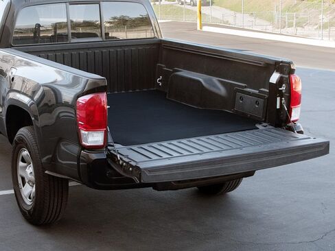 سجادة سرير شاحنة مطاطية ذات خط أفقي من Armordillo|متوافقة مع سرير طويل 2015-2022 Chevy Colorado/GMC Canyon بطول 6 أقدام و72 بوصة|8740514|أسود|بطانة حصيرة in Saudi Arabia