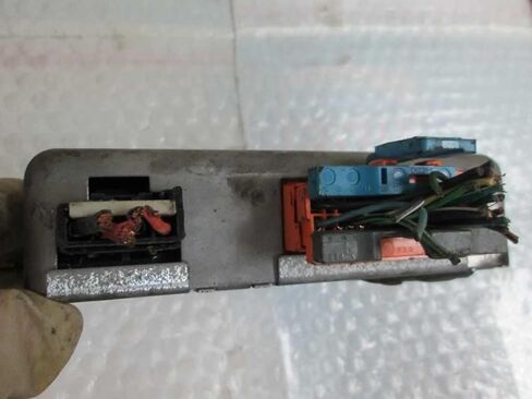 حافظة نقل تناسب 99-02 سيلفرادو تاهو متوافقة مع سوبربان متوافقة مع سييرا 1500 بيك اب 15040497 in Kuwait