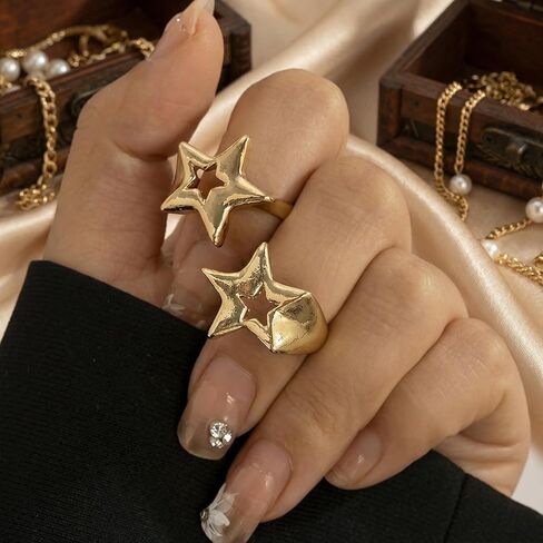2 حزمة من خواتم النجوم المكتنزة ذات اللون الذهبي للنساء، حلقات إصبع مفتوحة Y2K نجمة، مجوهرات مفصل خماسية قابلة للتعديل لهدايا حفلات الهيب هوب الشرير الرائعة in Kuwait