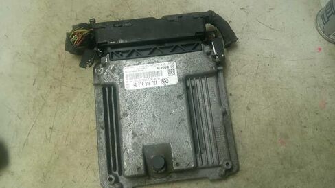 Engine ECM Control Module 2.0L Fits 13-14 Compatible with Passat 03L 906 012 BN 03L906012BN in Saudi Arabia