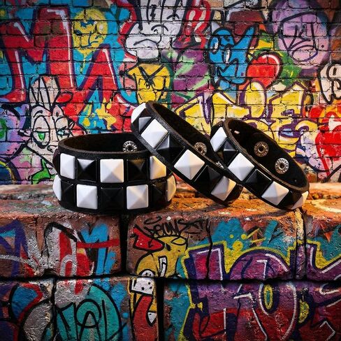 3 قطع سوار فاسق مرصع باللون الأسود والأبيض للرجال والنساء، مجموعة سوار معصم قوطي من الجلد الصناعي قابل للتعديل، إكسسوارات مجوهرات Emo Rock Spiked لهدايا الهالوين اليومية in Kuwait