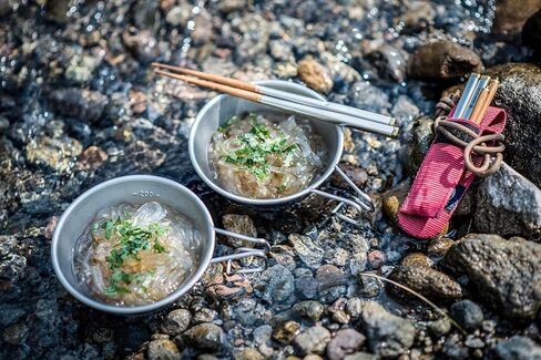 كوب حقيبة الظهر تيتانيوم E-204 للجنسين من سنو بيك، فضي، 322 مل in Kuwait