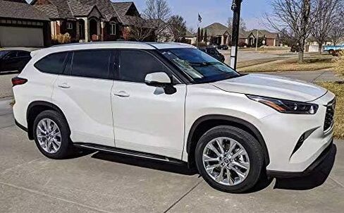 خطوات جانبية تناسب هايلاندر 2020-2024 L,XL,XLE,XSE,Limited,Platinum XU70 لوح الجري Nerf Bar in Kuwait