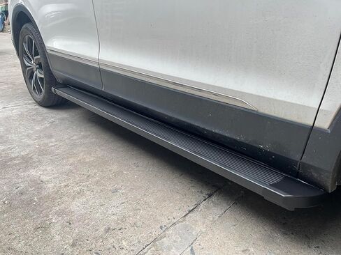 جميع الخطوات الجانبية للوحة الجري باللون الأسود تناسب سيارة Chevy Traverse 2024 2025 2026 من الألومنيوم بدواسات السلالم مع براغي مثبتة قطعتان/مجموعة in Saudi Arabia
