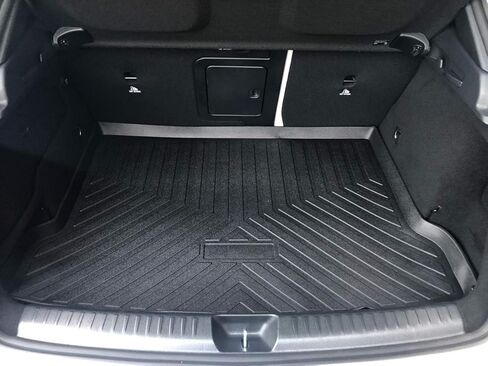 بطانة شحن ممتازة لسيارة Mercedes-Benz GLA 2014-2020 - سجادة حماية مخصصة بنسبة 100% لصندوق السيارة - سجادة شحن سوداء لجميع المواسم - قياس ثلاثي الأبعاد على شكل ليزر in Saudi Arabia
